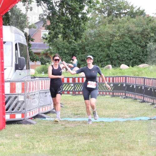 21.06.2026 - 29. Vierlanden-Triathlon Andreas Tolksdorf http://msf.ph/oto/9894451 21.06.2026 14:50:49 Ziel 236, 236 meine-sportfotos.de