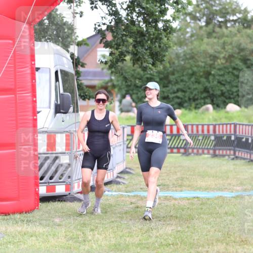 21.06.2026 - 29. Vierlanden-Triathlon Andreas Tolksdorf http://msf.ph/oto/9894460 21.06.2026 14:50:50 Ziel 236, 236 meine-sportfotos.de