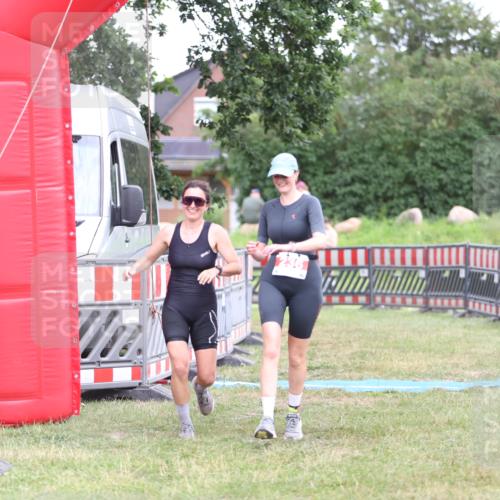 21.06.2026 - 29. Vierlanden-Triathlon Andreas Tolksdorf http://msf.ph/oto/9894465 21.06.2026 14:50:50 Ziel 236, 236 meine-sportfotos.de