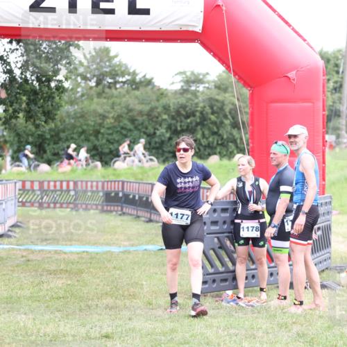 21.06.2026 - 29. Vierlanden-Triathlon Andreas Tolksdorf http://msf.ph/oto/9894490 21.06.2026 14:57:17 Ziel  meine-sportfotos.de