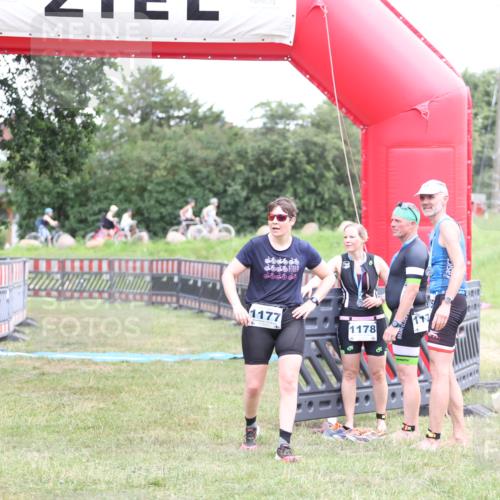 21.06.2026 - 29. Vierlanden-Triathlon Andreas Tolksdorf http://msf.ph/oto/9894494 21.06.2026 14:57:17 Ziel  meine-sportfotos.de