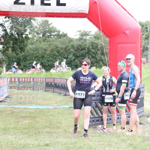 21.06.2026 - 29. Vierlanden-Triathlon Andreas Tolksdorf http://msf.ph/oto/9894495 21.06.2026 14:57:17 Ziel  meine-sportfotos.de