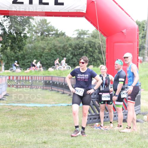 21.06.2026 - 29. Vierlanden-Triathlon Andreas Tolksdorf http://msf.ph/oto/9894500 21.06.2026 14:57:17 Ziel  meine-sportfotos.de