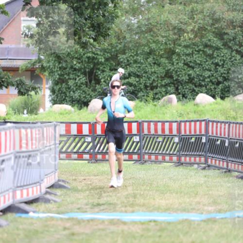 21.06.2026 - 29. Vierlanden-Triathlon Andreas Tolksdorf http://msf.ph/oto/9894583 21.06.2026 15:05:31 Ziel 1252, 1252 meine-sportfotos.de