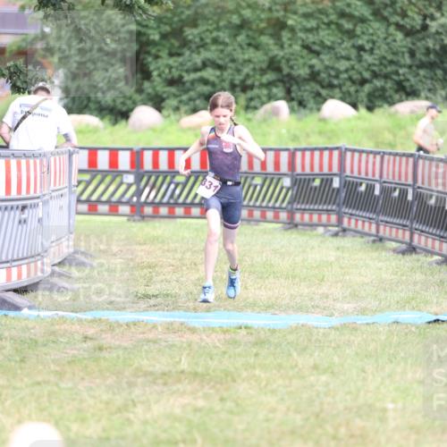 21.06.2026 - 29. Vierlanden-Triathlon Andreas Tolksdorf http://msf.ph/oto/9894620 21.06.2026 15:06:45 Ziel 1331, 1331 meine-sportfotos.de