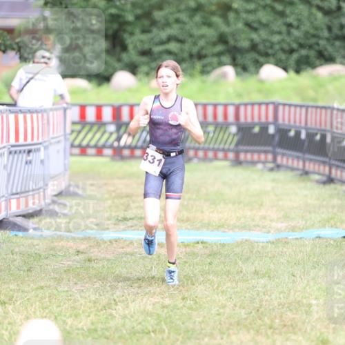 21.06.2026 - 29. Vierlanden-Triathlon Andreas Tolksdorf http://msf.ph/oto/9894629 21.06.2026 15:06:46 Ziel 1331, 1331 meine-sportfotos.de