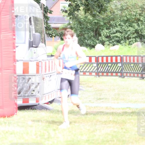21.06.2026 - 29. Vierlanden-Triathlon Andreas Tolksdorf http://msf.ph/oto/9894639 21.06.2026 15:07:07 Ziel 1247, 1247 meine-sportfotos.de