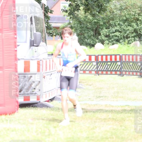 21.06.2026 - 29. Vierlanden-Triathlon Andreas Tolksdorf http://msf.ph/oto/9894640 21.06.2026 15:07:07 Ziel 1247, 1247 meine-sportfotos.de