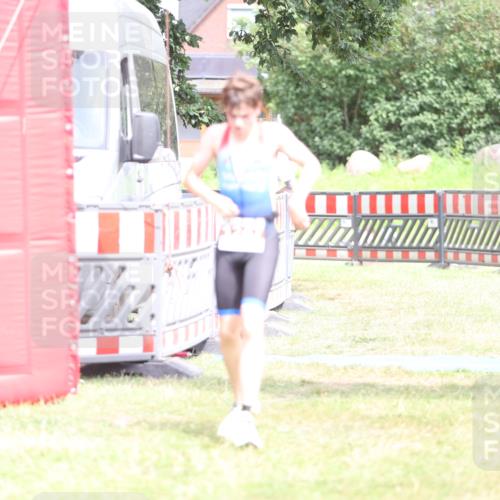 21.06.2026 - 29. Vierlanden-Triathlon Andreas Tolksdorf http://msf.ph/oto/9894643 21.06.2026 15:07:07 Ziel 1247, 1247 meine-sportfotos.de