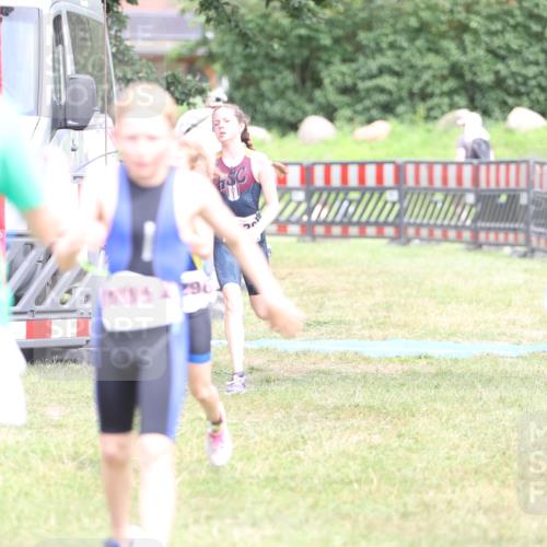 21.06.2026 - 29. Vierlanden-Triathlon Andreas Tolksdorf http://msf.ph/oto/9894671 21.06.2026 15:07:21 Ziel 1251, 1296, 1312, 1328, 1251, 1296, 1312, 1328 meine-sportfotos.de