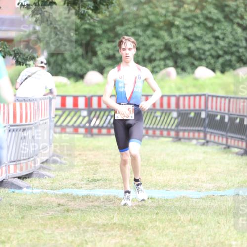 21.06.2026 - 29. Vierlanden-Triathlon Andreas Tolksdorf http://msf.ph/oto/9894695 21.06.2026 15:07:29 Ziel 1251, 1330, 1251, 1330 meine-sportfotos.de
