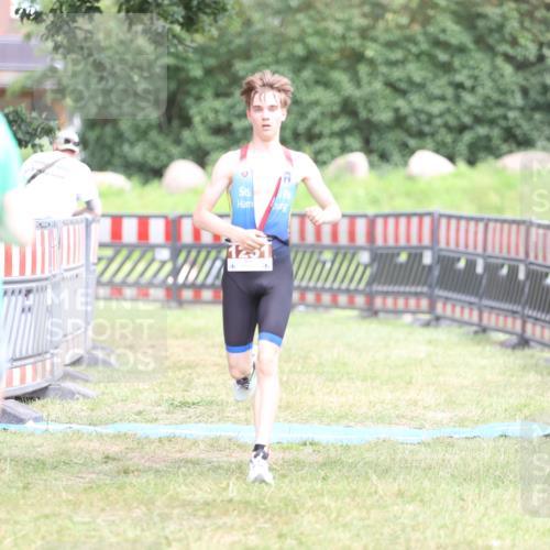 21.06.2026 - 29. Vierlanden-Triathlon Andreas Tolksdorf http://msf.ph/oto/9894699 21.06.2026 15:07:29 Ziel 1251, 1330, 1251, 1330 meine-sportfotos.de