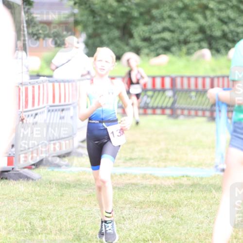 21.06.2026 - 29. Vierlanden-Triathlon Andreas Tolksdorf http://msf.ph/oto/9894713 21.06.2026 15:07:37 Ziel 1276, 1313, 1330, 1333, 1276, 1313, 1330, 1333 meine-sportfotos.de