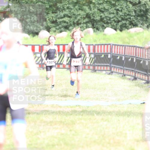 21.06.2026 - 29. Vierlanden-Triathlon Andreas Tolksdorf http://msf.ph/oto/9894716 21.06.2026 15:07:40 Ziel 1272, 1276, 1313, 1330, 1333, 1272, 1276, 1313, 1330, 1333 meine-sportfotos.de