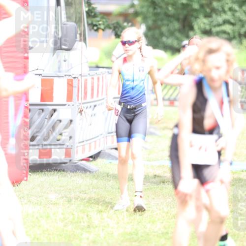 21.06.2026 - 29. Vierlanden-Triathlon Andreas Tolksdorf http://msf.ph/oto/9894735 21.06.2026 15:07:47 Ziel 1272, 1276, 1284, 1313, 1333, 1272, 1276, 1284, 1313, 1333 meine-sportfotos.de