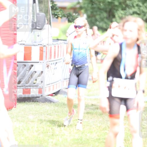 21.06.2026 - 29. Vierlanden-Triathlon Andreas Tolksdorf http://msf.ph/oto/9894741 21.06.2026 15:07:47 Ziel 1272, 1276, 1284, 1313, 1333, 1272, 1276, 1284, 1313, 1333 meine-sportfotos.de