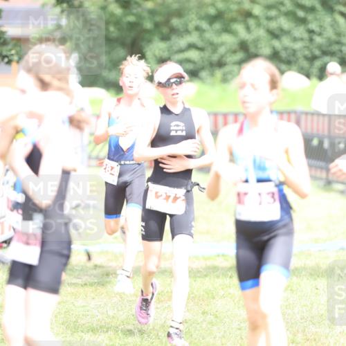 21.06.2026 - 29. Vierlanden-Triathlon Andreas Tolksdorf http://msf.ph/oto/9894760 21.06.2026 15:07:50 Ziel 1272, 1284, 1313, 1333, 1272, 1284, 1313, 1333 meine-sportfotos.de