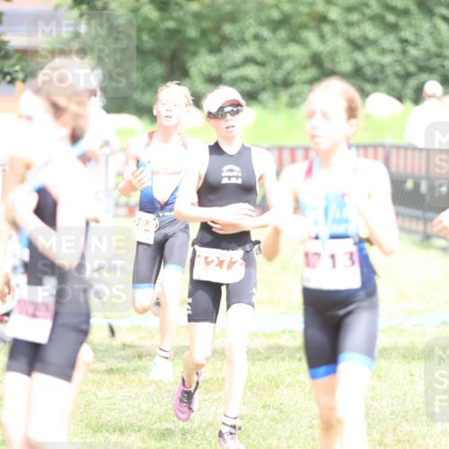 21.06.2026 - 29. Vierlanden-Triathlon Andreas Tolksdorf http://msf.ph/oto/9894761 21.06.2026 15:07:50 Ziel 1272, 1284, 1313, 1333, 1272, 1284, 1313, 1333 meine-sportfotos.de