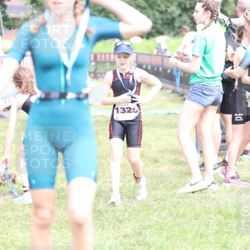21.06.2026 - 29. Vierlanden-Triathlon Andreas Tolksdorf http://msf.ph/oto/9894781 21.06.2026 15:08:35 Ziel 1231, 1265, 1299, 1300, 1323, 1324, 1231, 1265, 1299, 1300, 1323, 1324 meine-sportfotos.de
