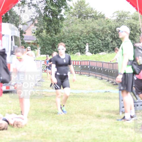 21.06.2026 - 29. Vierlanden-Triathlon Andreas Tolksdorf http://msf.ph/oto/9894793 21.06.2026 15:08:50 Ziel 1231, 1254, 1265, 1297, 1231, 1254, 1265, 1297 meine-sportfotos.de