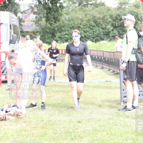 21.06.2026 - 29. Vierlanden-Triathlon Andreas Tolksdorf http://msf.ph/oto/9894802 21.06.2026 15:08:51 Ziel 1231, 1254, 1297, 1231, 1254, 1297 meine-sportfotos.de
