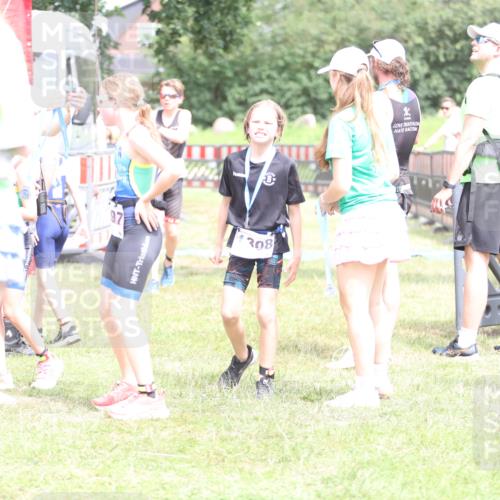 21.06.2026 - 29. Vierlanden-Triathlon Andreas Tolksdorf http://msf.ph/oto/9894820 21.06.2026 15:09:01 Ziel 1254, 1254 meine-sportfotos.de