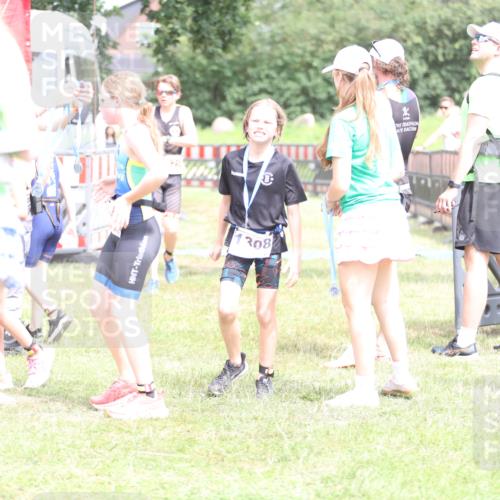 21.06.2026 - 29. Vierlanden-Triathlon Andreas Tolksdorf http://msf.ph/oto/9894822 21.06.2026 15:09:02 Ziel 1254, 1254 meine-sportfotos.de