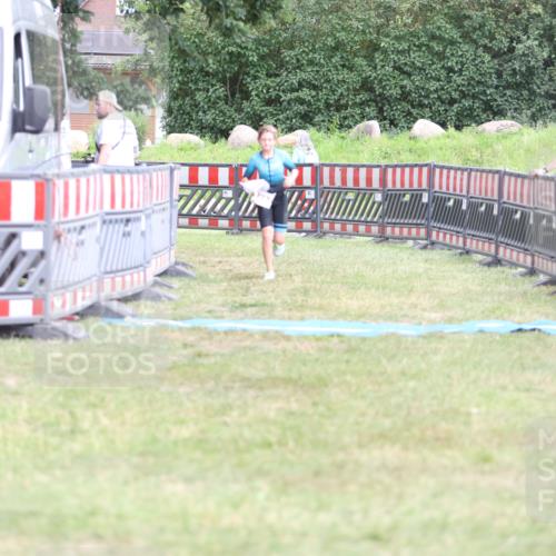 21.06.2026 - 29. Vierlanden-Triathlon Andreas Tolksdorf http://msf.ph/oto/9894867 21.06.2026 15:10:09 Ziel 1282, 1282 meine-sportfotos.de