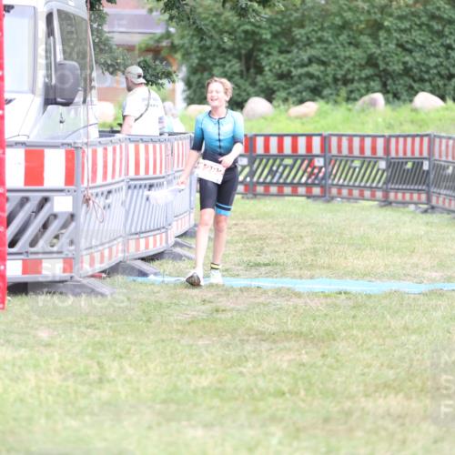 21.06.2026 - 29. Vierlanden-Triathlon Andreas Tolksdorf http://msf.ph/oto/9894874 21.06.2026 15:10:12 Ziel 1282, 1282 meine-sportfotos.de