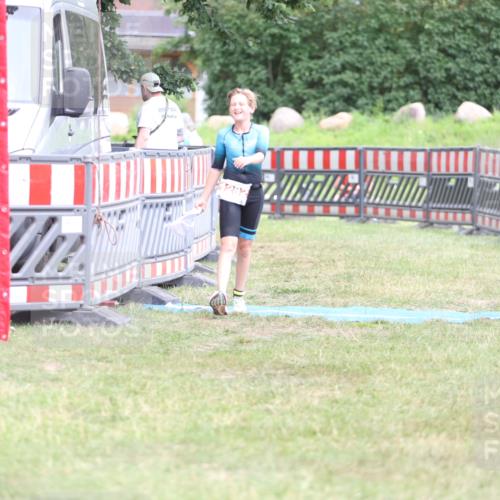 21.06.2026 - 29. Vierlanden-Triathlon Andreas Tolksdorf http://msf.ph/oto/9894875 21.06.2026 15:10:12 Ziel 1282, 1282 meine-sportfotos.de