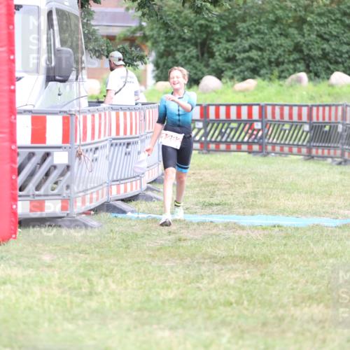 21.06.2026 - 29. Vierlanden-Triathlon Andreas Tolksdorf http://msf.ph/oto/9894877 21.06.2026 15:10:12 Ziel 1282, 1282 meine-sportfotos.de