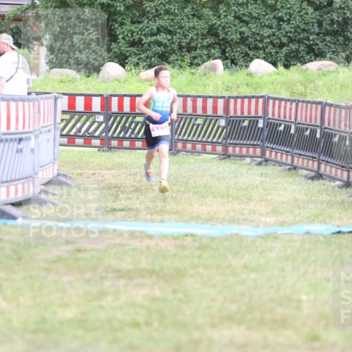 21.06.2026 - 29. Vierlanden-Triathlon Andreas Tolksdorf http://msf.ph/oto/9894886 21.06.2026 15:10:21 Ziel 1287, 1334, 1287, 1334 meine-sportfotos.de