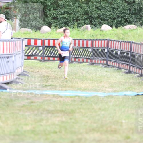 21.06.2026 - 29. Vierlanden-Triathlon Andreas Tolksdorf http://msf.ph/oto/9894887 21.06.2026 15:10:21 Ziel 1287, 1334, 1287, 1334 meine-sportfotos.de
