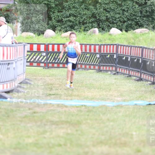 21.06.2026 - 29. Vierlanden-Triathlon Andreas Tolksdorf http://msf.ph/oto/9894891 21.06.2026 15:10:21 Ziel 1287, 1334, 1287, 1334 meine-sportfotos.de