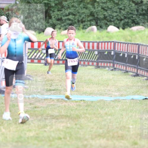 21.06.2026 - 29. Vierlanden-Triathlon Andreas Tolksdorf http://msf.ph/oto/9894904 21.06.2026 15:10:22 Ziel 1287, 1334, 1287, 1334 meine-sportfotos.de