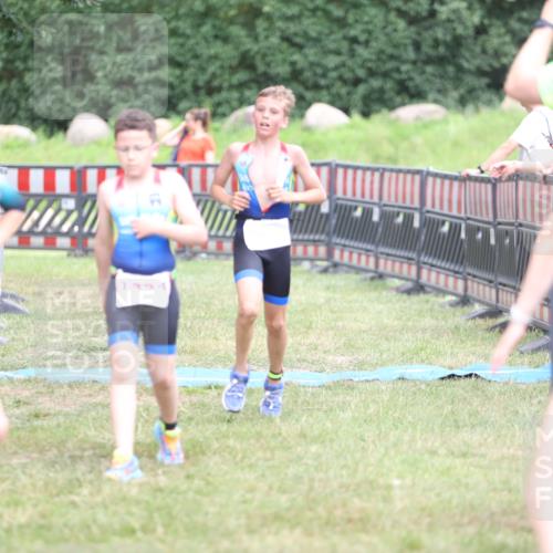 21.06.2026 - 29. Vierlanden-Triathlon Andreas Tolksdorf http://msf.ph/oto/9894917 21.06.2026 15:10:25 Ziel 1287, 1334, 1287, 1334 meine-sportfotos.de