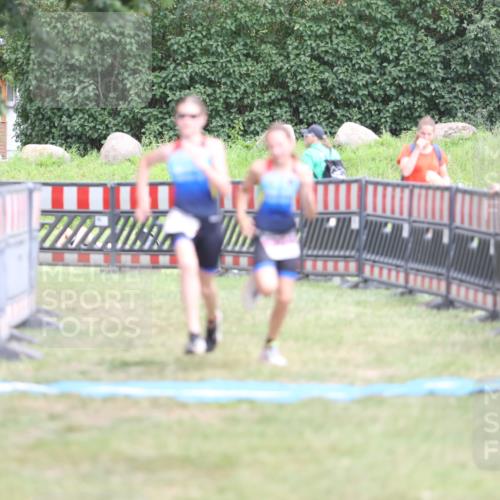 21.06.2026 - 29. Vierlanden-Triathlon Andreas Tolksdorf http://msf.ph/oto/9894920 21.06.2026 15:10:43 Ziel 1233, 1267, 1273, 1304, 1305, 1233, 1267, 1273, 1304, 1305 meine-sportfotos.de