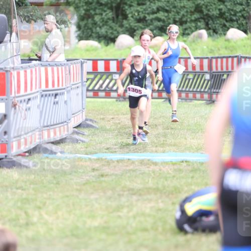 21.06.2026 - 29. Vierlanden-Triathlon Andreas Tolksdorf http://msf.ph/oto/9894931 21.06.2026 15:10:49 Ziel 1233, 1267, 1273, 1304, 1305, 1311, 1321, 1233, 1267, 1273, 1304, 1305, 1311, 1321 meine-sportfotos.de