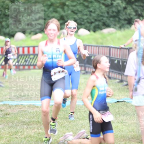 21.06.2026 - 29. Vierlanden-Triathlon Andreas Tolksdorf http://msf.ph/oto/9894949 21.06.2026 15:10:52 Ziel 1233, 1273, 1305, 1311, 1321, 1233, 1273, 1305, 1311, 1321 meine-sportfotos.de