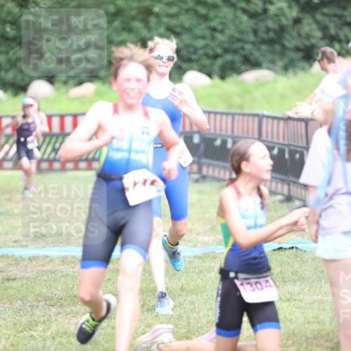 21.06.2026 - 29. Vierlanden-Triathlon Andreas Tolksdorf http://msf.ph/oto/9894954 21.06.2026 15:10:52 Ziel 1233, 1273, 1305, 1311, 1321, 1233, 1273, 1305, 1311, 1321 meine-sportfotos.de