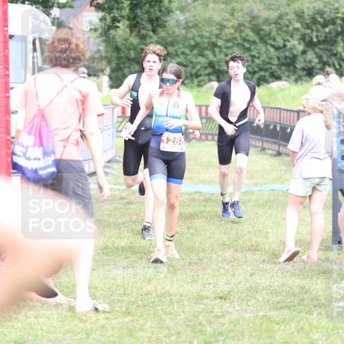 21.06.2026 - 29. Vierlanden-Triathlon Andreas Tolksdorf http://msf.ph/oto/9894984 21.06.2026 15:11:19 Ziel 1230, 1244, 1257, 1275, 1288, 1332, 1230, 1244, 1257, 1275, 1288, 1332 meine-sportfotos.de