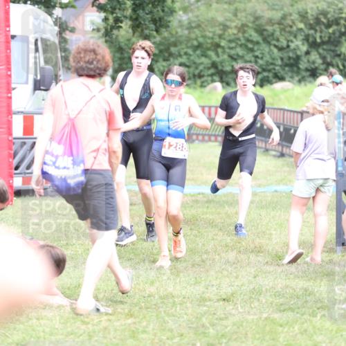 21.06.2026 - 29. Vierlanden-Triathlon Andreas Tolksdorf http://msf.ph/oto/9894988 21.06.2026 15:11:19 Ziel 1230, 1244, 1257, 1275, 1288, 1332, 1230, 1244, 1257, 1275, 1288, 1332 meine-sportfotos.de