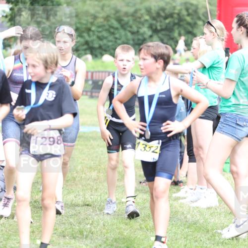 21.06.2026 - 29. Vierlanden-Triathlon Andreas Tolksdorf http://msf.ph/oto/9895053 21.06.2026 15:13:02 Ziel 1249, 1260, 1290, 1318, 1249, 1260, 1290, 1318 meine-sportfotos.de