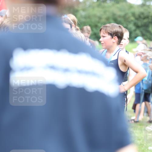 21.06.2026 - 29. Vierlanden-Triathlon Andreas Tolksdorf http://msf.ph/oto/9895064 21.06.2026 15:13:04 Ziel 1249, 1318, 1249, 1318 meine-sportfotos.de
