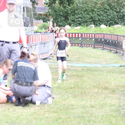 21.06.2026 - 29. Vierlanden-Triathlon Andreas Tolksdorf http://msf.ph/oto/9895085 21.06.2026 15:13:20 Ziel 1229, 1253, 1264, 1229, 1253, 1264 meine-sportfotos.de