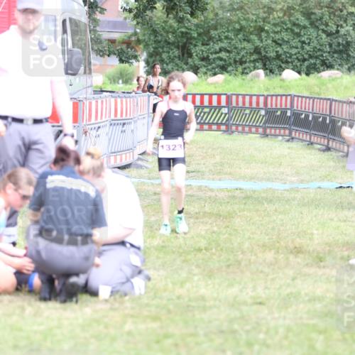 21.06.2026 - 29. Vierlanden-Triathlon Andreas Tolksdorf http://msf.ph/oto/9895087 21.06.2026 15:13:20 Ziel 1229, 1253, 1264, 1229, 1253, 1264 meine-sportfotos.de