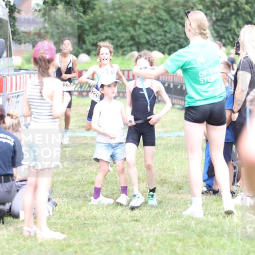 21.06.2026 - 29. Vierlanden-Triathlon Andreas Tolksdorf http://msf.ph/oto/9895095 21.06.2026 15:13:24 Ziel 1229, 1253, 1310, 1229, 1253, 1310 meine-sportfotos.de