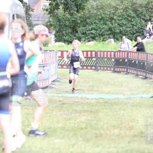 21.06.2026 - 29. Vierlanden-Triathlon Andreas Tolksdorf http://msf.ph/oto/9895168 21.06.2026 15:14:00 Ziel 1320, 1335, 1320, 1335 meine-sportfotos.de