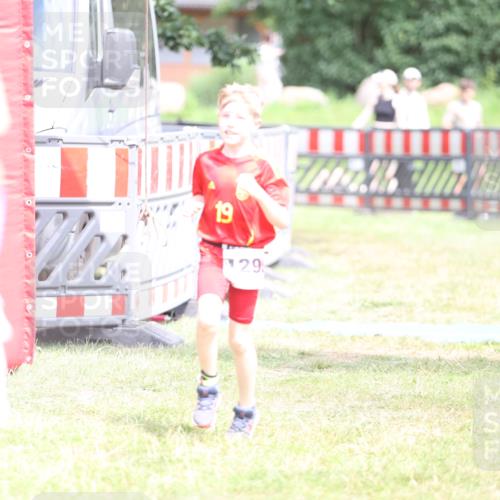 21.06.2026 - 29. Vierlanden-Triathlon Andreas Tolksdorf http://msf.ph/oto/9895218 21.06.2026 15:14:20 Ziel 1295, 1295 meine-sportfotos.de