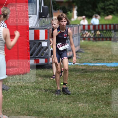 21.06.2026 - 29. Vierlanden-Triathlon Andreas Tolksdorf http://msf.ph/oto/9895257 21.06.2026 15:14:47 Ziel 1266, 1326, 1340, 1266, 1326, 1340 meine-sportfotos.de